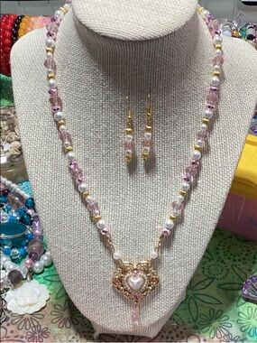 Handmade necklace set